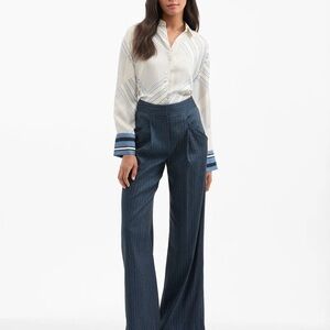 Veronica Beard Women's Blue Pinstripe Pants size 16